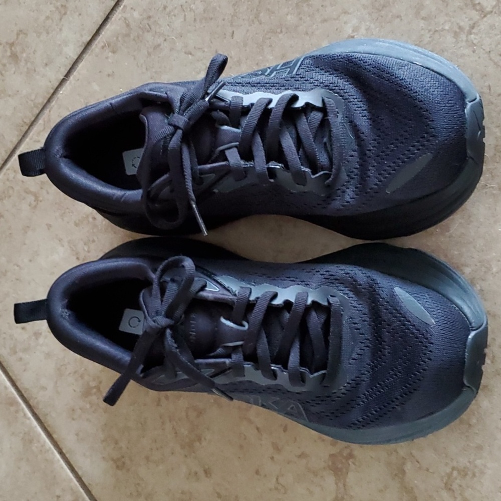 HOKA BONDI 8